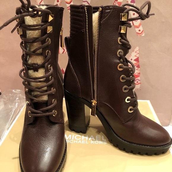 Michael Kors Bastian Lace-Up Leather Booties NEW - Picture 3 of 9
